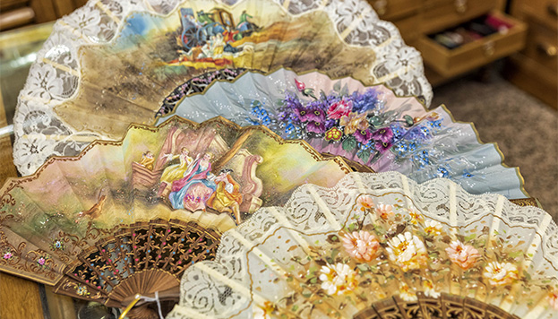 Los abanicos de Casa de Diego son un buen recuerdo de Madrid (©Álvaro López del Cerro).