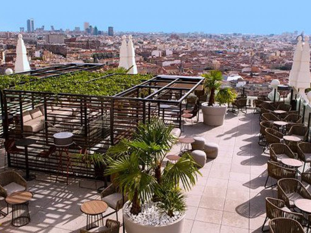 360. Terraza Hotel Riu Plaza España