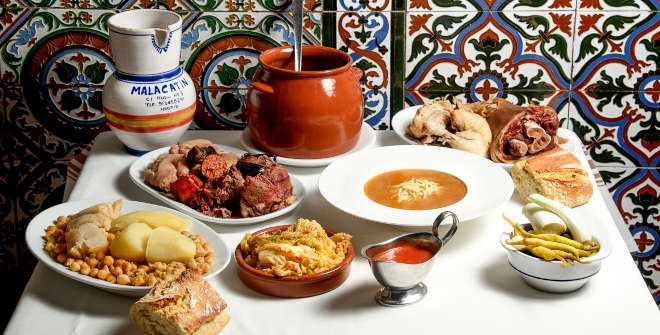 Cocido madrileño en tres vuelcos del restaurante Malacatín